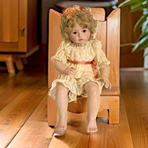 doll Peaches and Cream Georgetown Collection -1992   16" signed ann timmerman